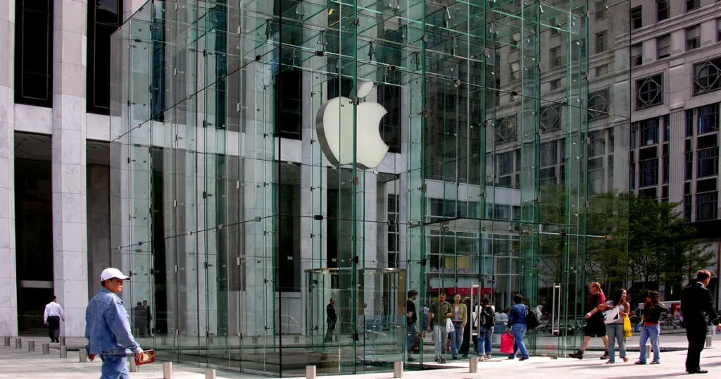 Apple Vehicle Motion Cues: What the Moving Dots Do
