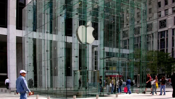 Apple Vehicle Motion Cues: Car Sickness Fix for Mobile