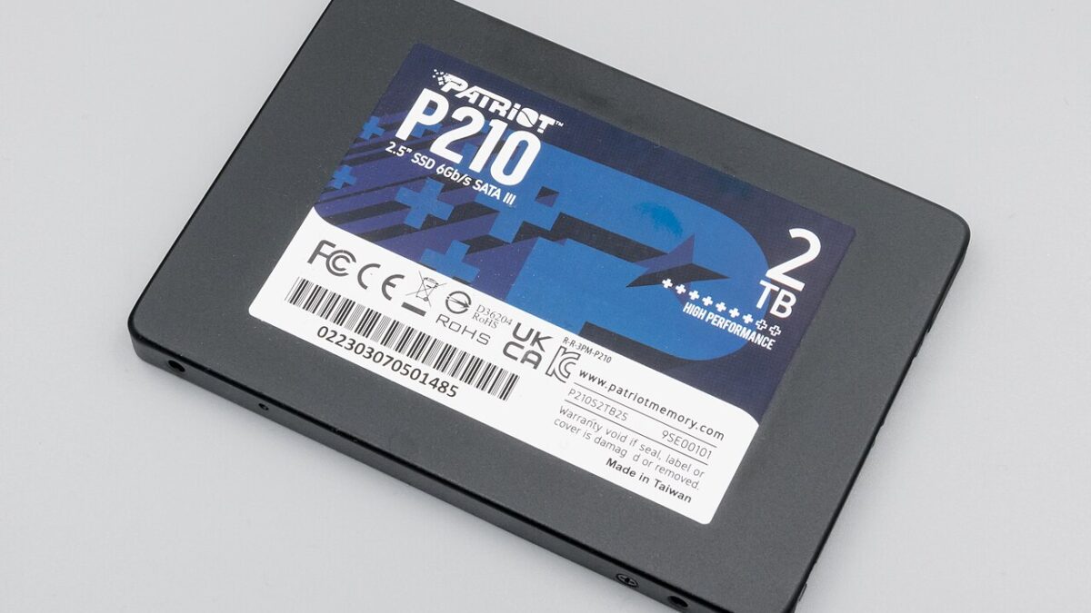 How to choose a portable SSD in 2026