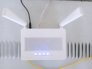 How to Set Up a Guest Wi-Fi Network That Keeps Your Main Network Private