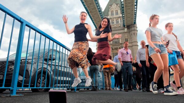 Samsung’s Z Fold8 Ultra and Flip8 Put London on Camera